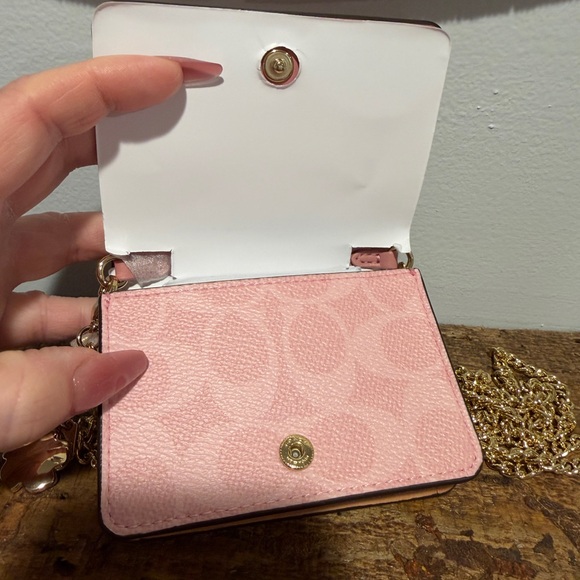 🌸New! Coach! - Picture 12 of 17